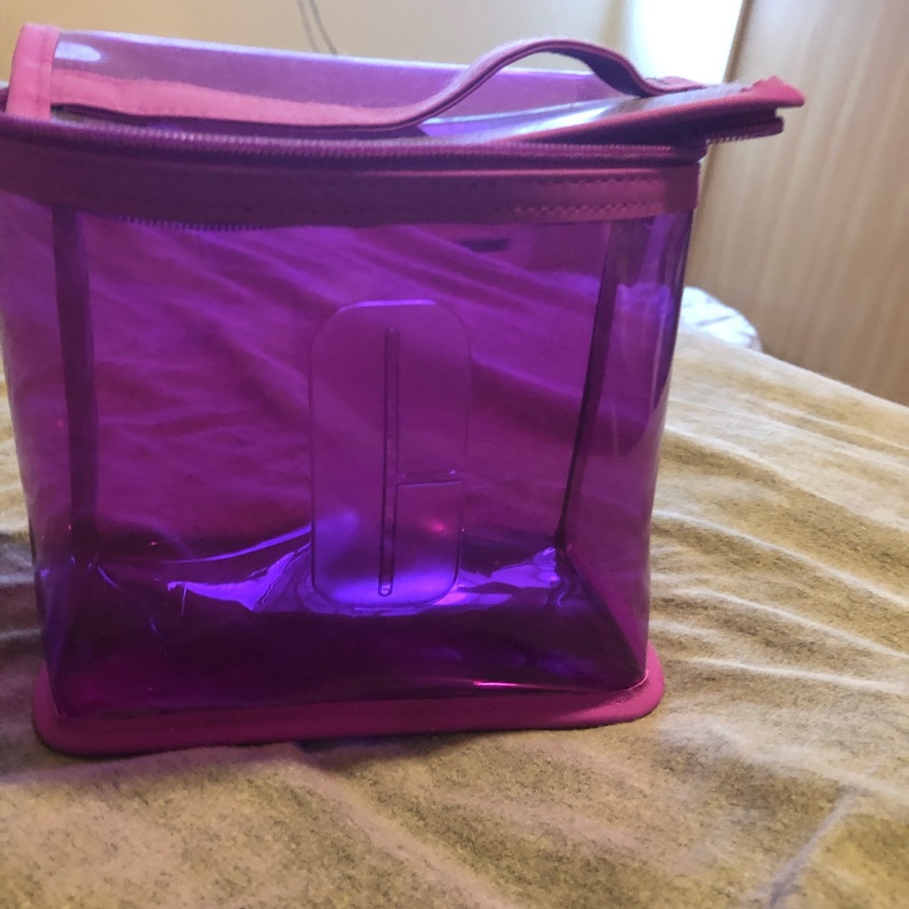 Clinique make up bag
